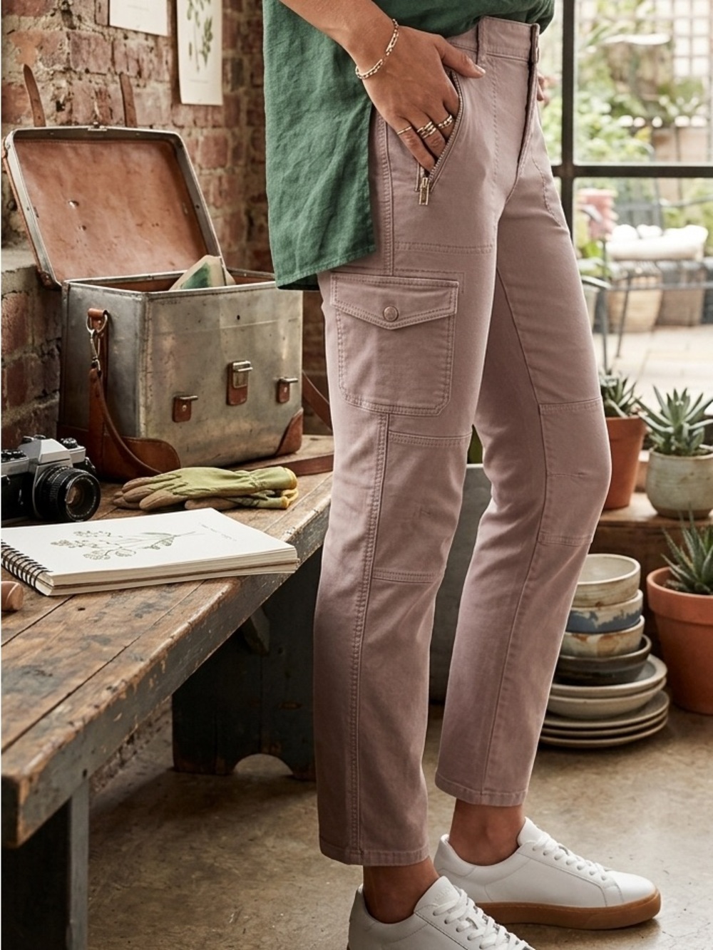 Ralph Lauren Women's Cropped Cargo Pants in Brown Size 14